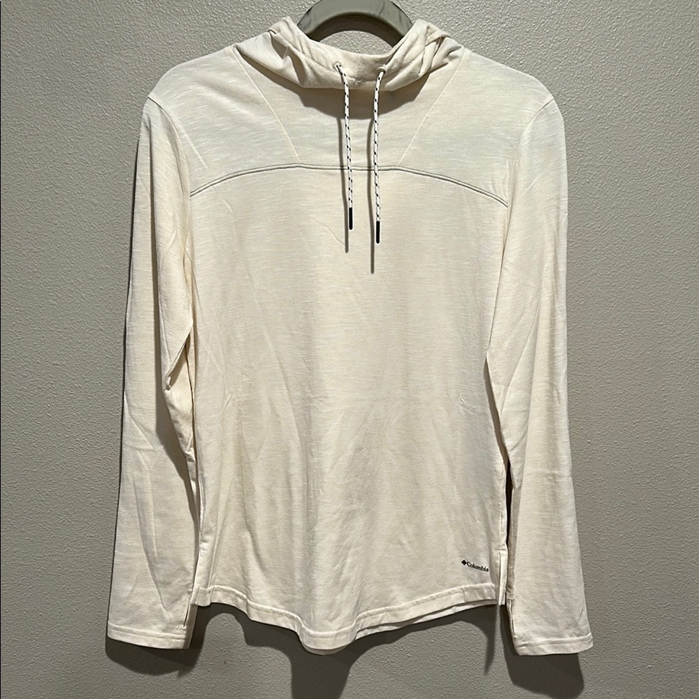 Columbia Sportswear Company Off-White Long Sleeve Hoodie Size: Medium